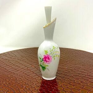 Vintage Wales Perfume White Floral Jar With Top